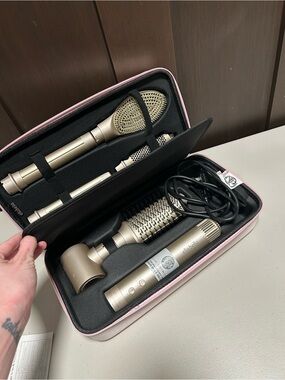 ellebelle Gold Hot Air Brush Set with Pink Case